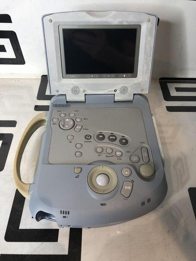 Used Zonare Portable Diagnostics  Ultrasound Console System 820000