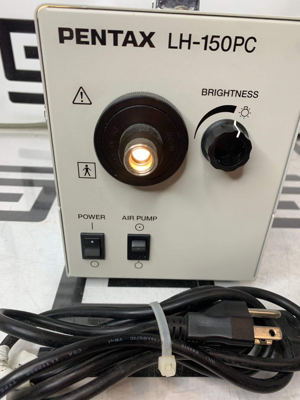 Used Pentax LH-150PC Light Source With Integrated Air Pump Halogen W/ Power Cord