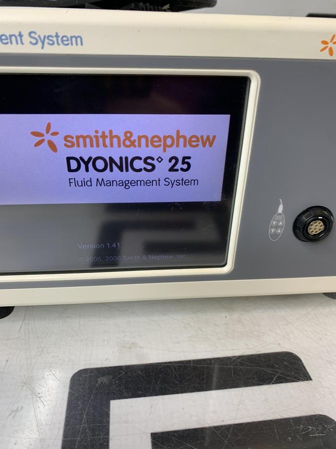 Used Smith & Nephew Dyonics 25 Fluid Management System Control Unit 7211010