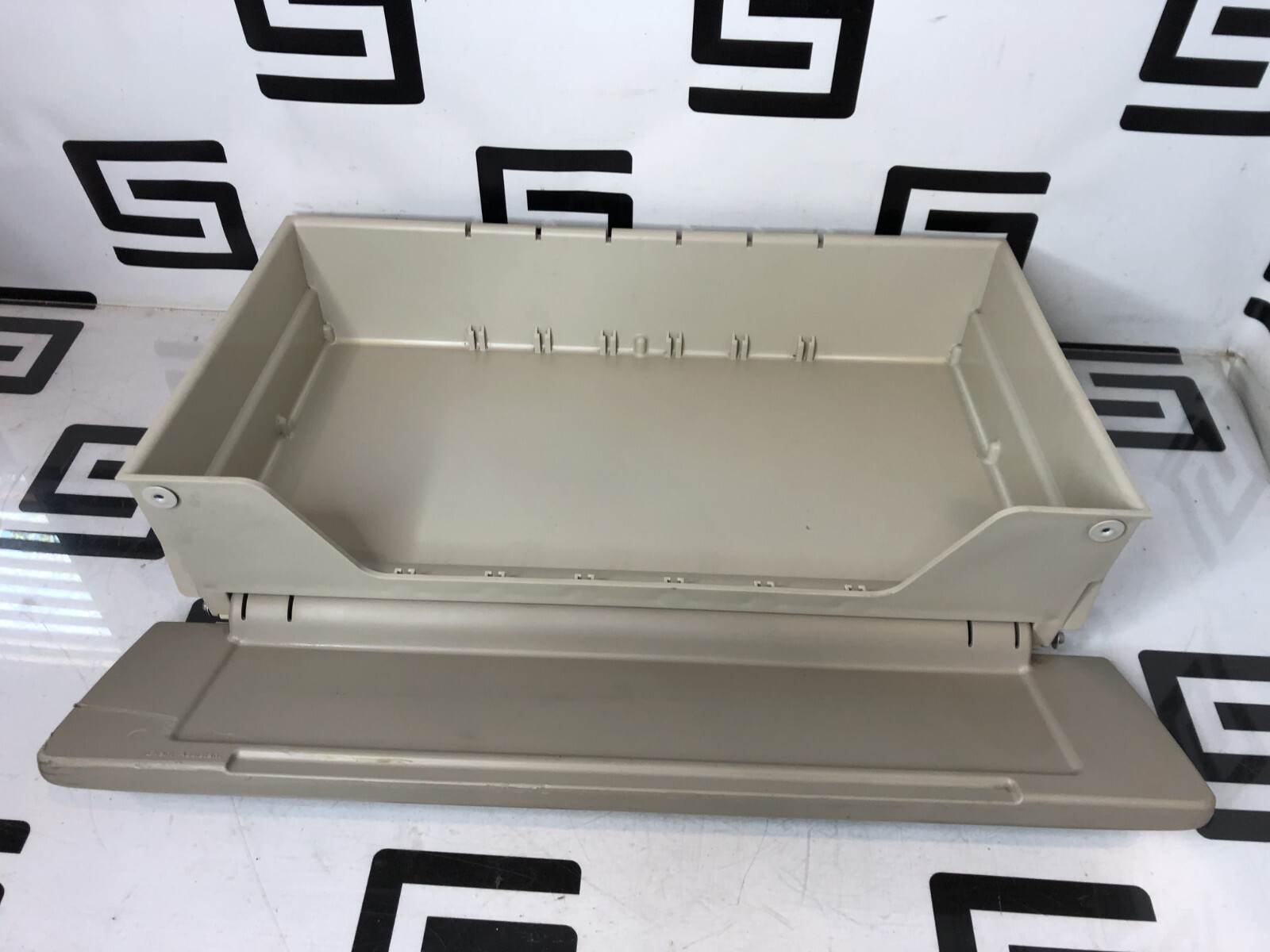 Used Midmark 625 KIT DRAWER ASSEMBLY 002-10625-00 DRAWER & FRONT 002-1676-00