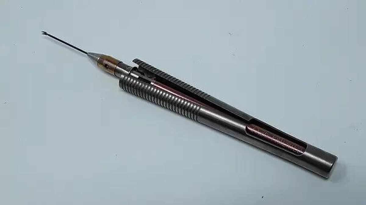 Used Horizontal Scissor Medium Curved 20ga