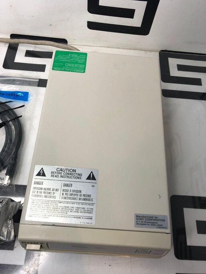Used SONY UP-D895MD