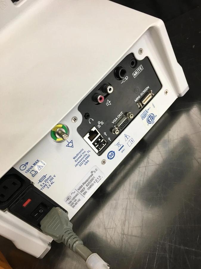 Used MEDTRONIC NIM RESPONSE 3.0 REF: 8253001 NERVE MONITORING SYSTEM