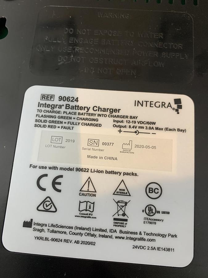 Used Integra REF 90624 LED DUO BATTERY CHARGER Dual w/ Power Supply