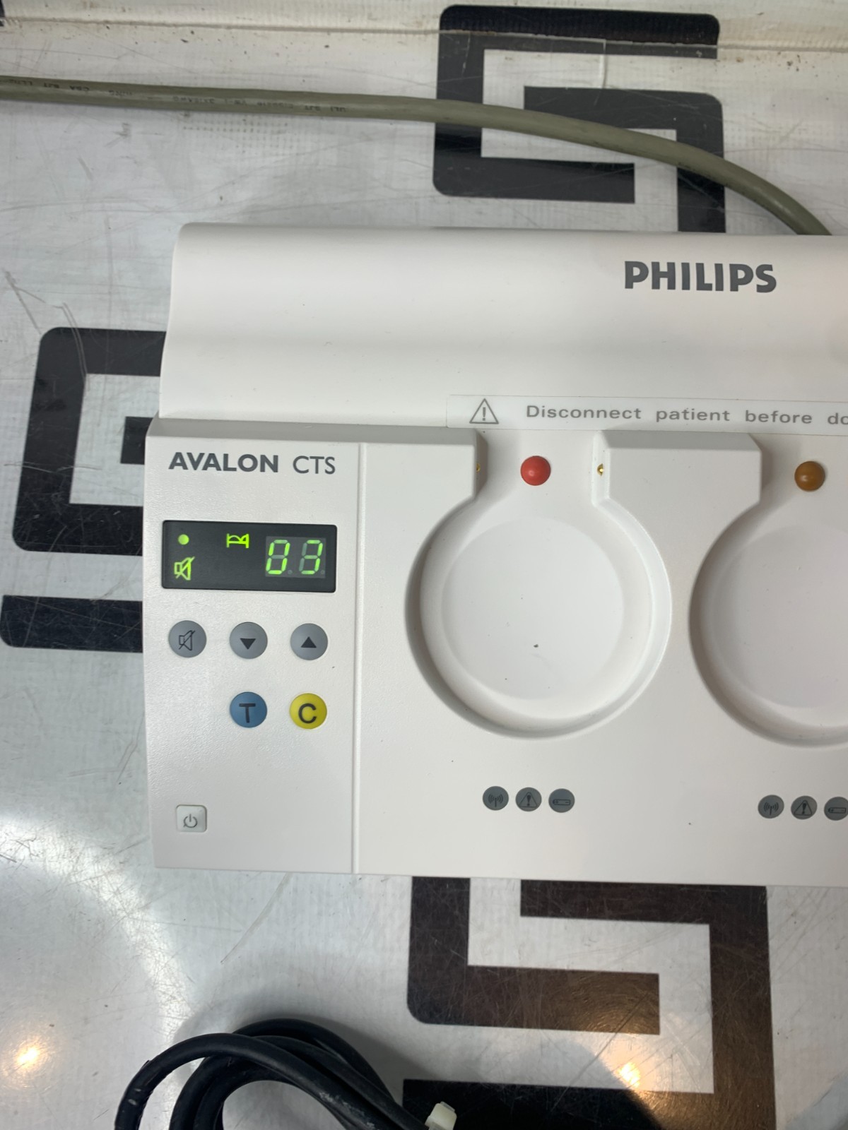 Used Philips M2720A Avalon CTS Cordless Fetal Monitoring Base Docking Station