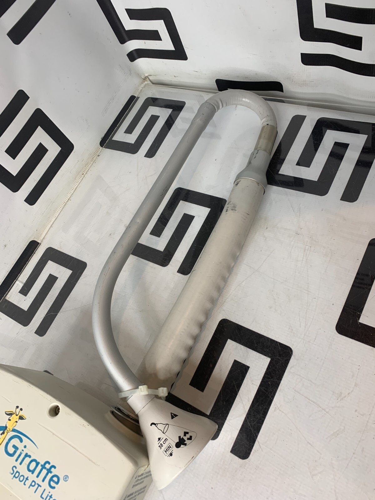 Used Ohmeda Giraffe Spot PT Lite Phototherapy Bili Light System 6600-0833-800 NO BULB