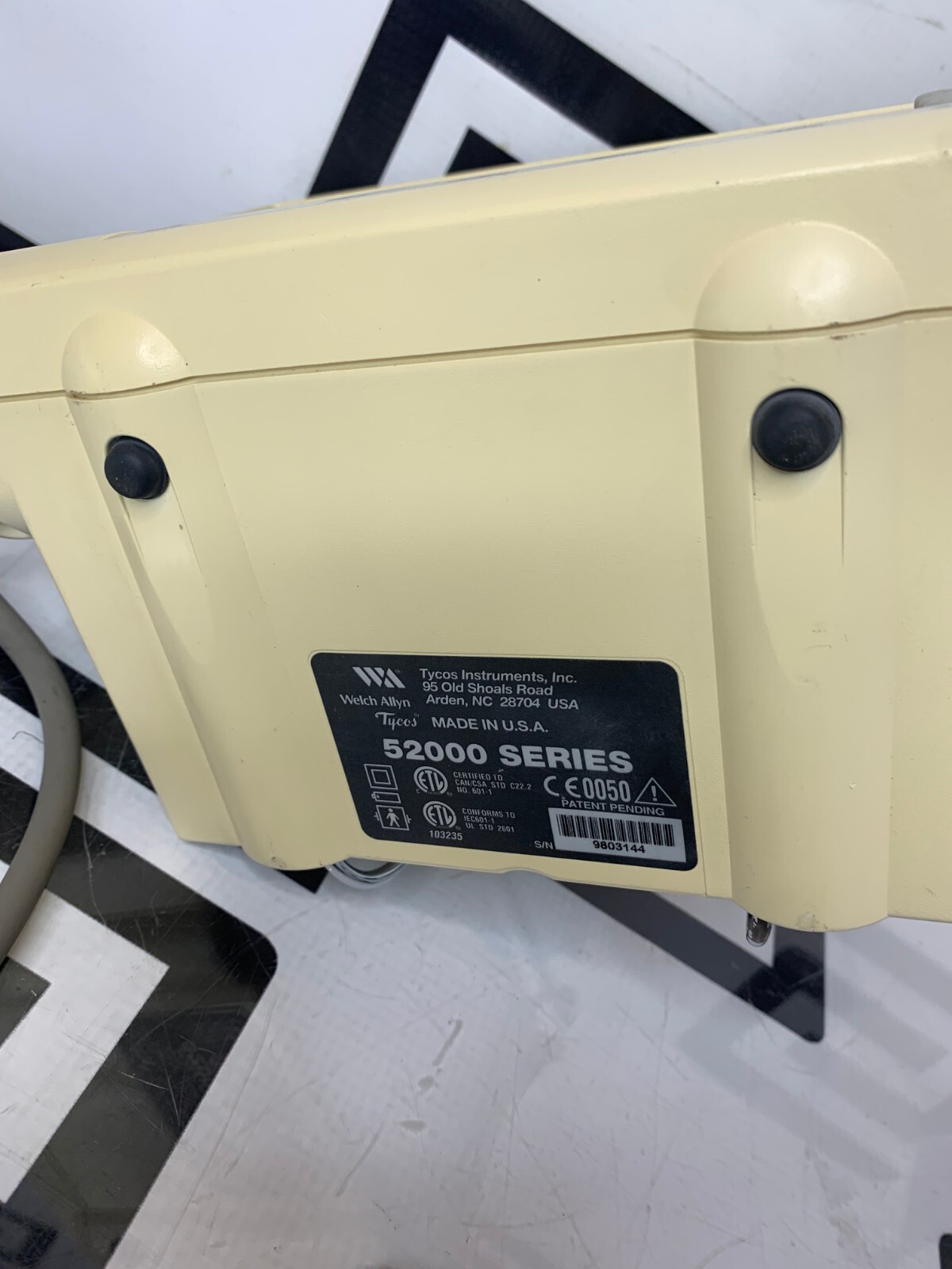 Used NEW BATTERY WELCH ALLYN 52000 SERIES VITAL SIGNS MONITOR NIBP BP TUBE SpO2 5200