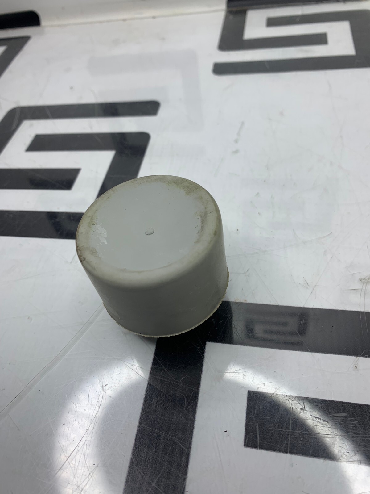 Used Thermo Scientific Fisher Sorvall Legend T RT Centrifuge Foot Feet 20300084