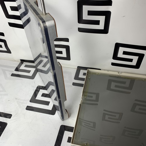 Used Soyee X-Ray Grid Size : 11 X 13” FD: 40-72” Grid Ratio 6:1 178L AL Interspacer