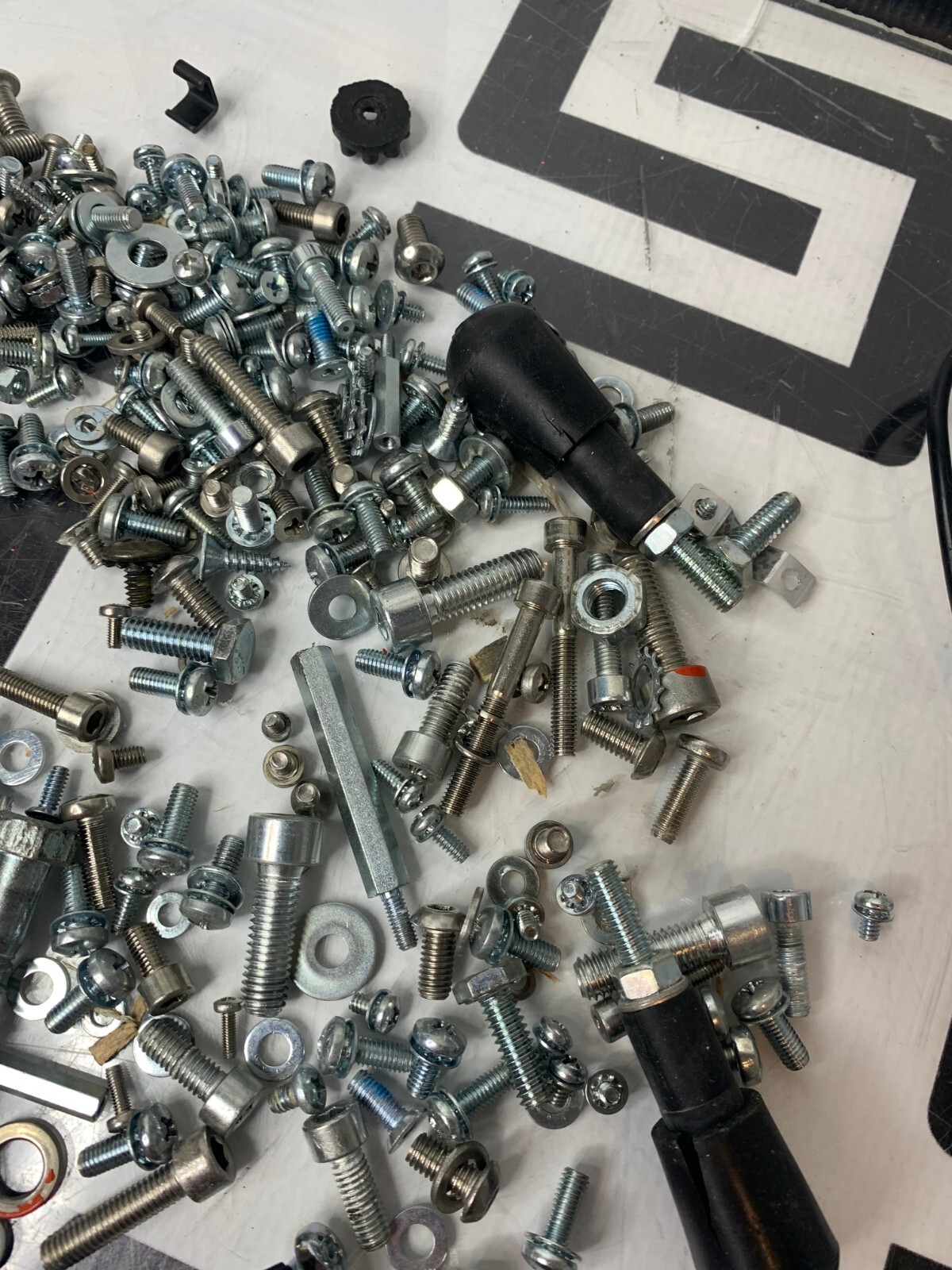 Used Gendex Orthoralix DDE 9200 Pan Dental XRay Hardware Bolt Screw