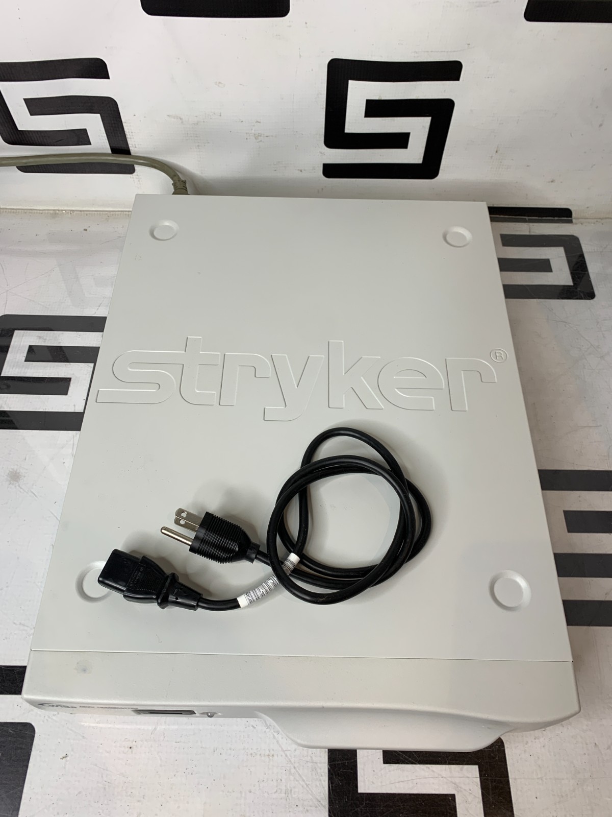 Used STRYKER 240-031-010 SYNK WIRELESS TRANSMITTER NO BLUE TOKEN KEY 240-030-974