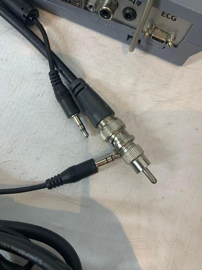 Used Titan Micromaxx Mini-Dock DVI DOCKING STATION Cables