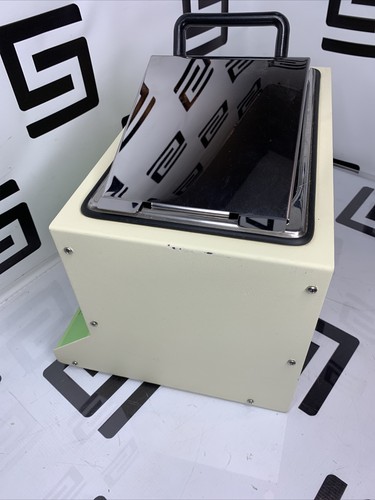 Used Bio-Rad W1106-BIO 6 Liter Heated 100 Water Bath Variable Temperature Litre Heat