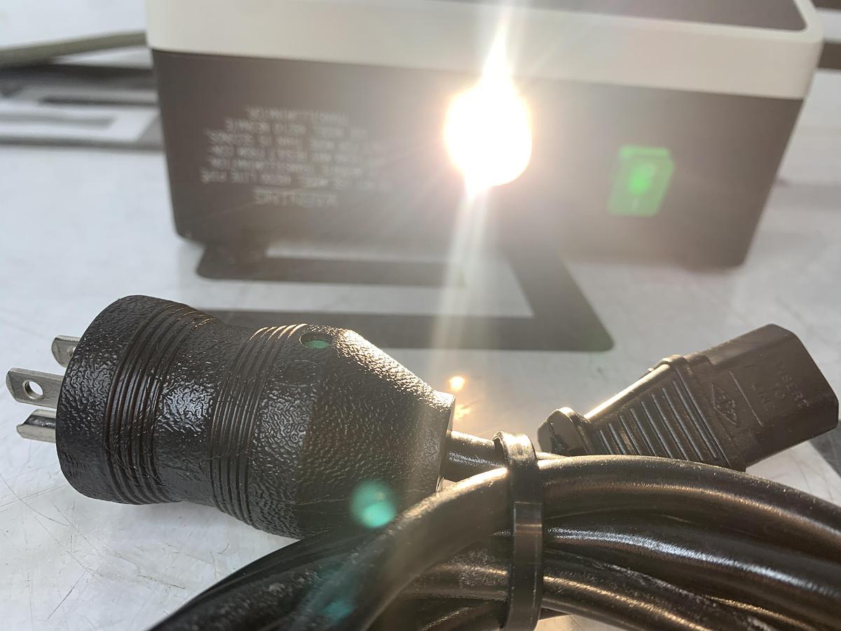 Used WELCH ALLYN 48830 Lite Box Fiber Optic Exam Light Model Lamp