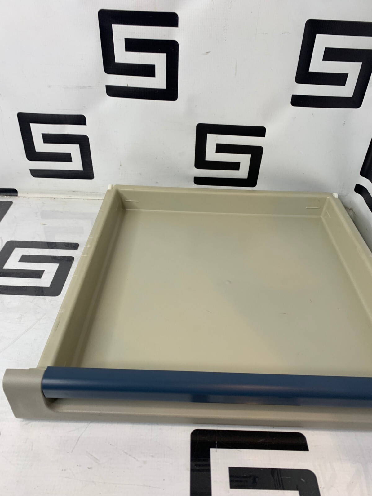 Used Midmark Ritter 002-0302-00 Small Front End Drawer Assembly 404 405 Exam Table