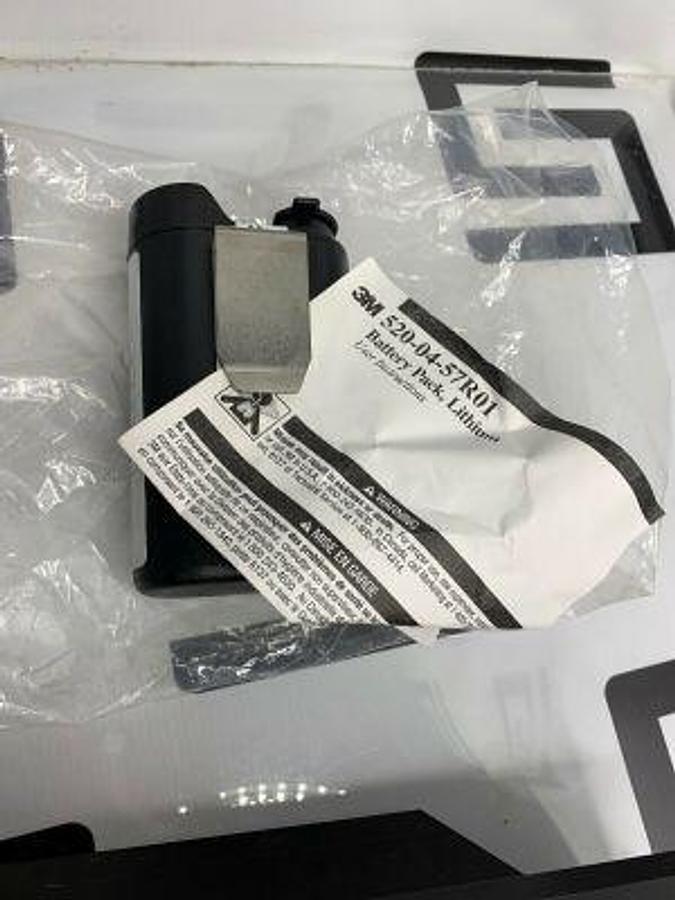 Used 3M OEM Genuine  Respirator Lithium Battery Pack Breathe Easy with BELT CLIP