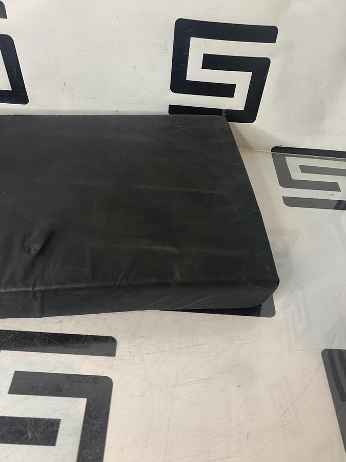 Used Skytron Power Grip Universal Split Leg P/N 4-030-60 Left Support Pad