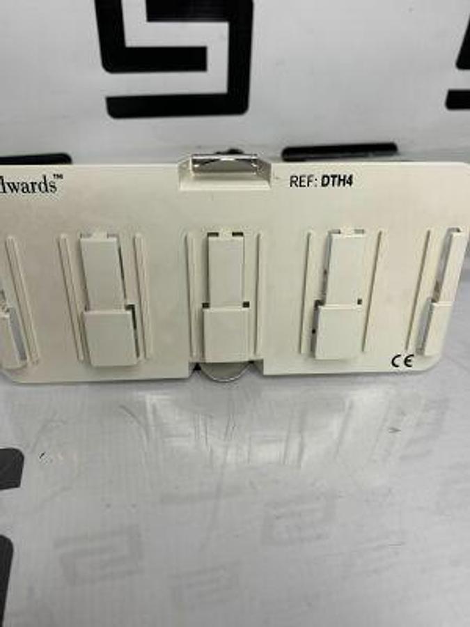 Used Edwards LIfesciences IV Pole Clamp REF DTHR DTSC