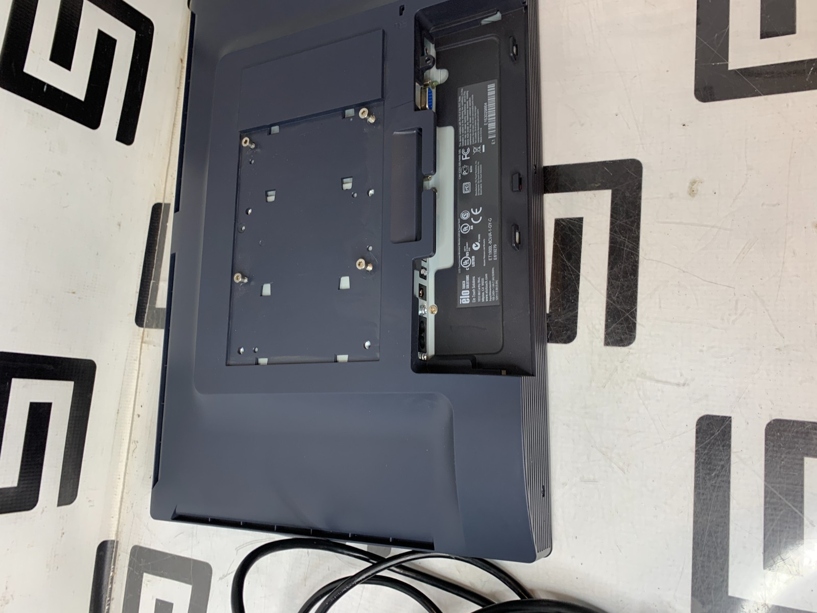 Used ELO ET1900L-8CWA-1-GY-G E619279 19" Touchscreen Monitor LCD DVI Touch Screen