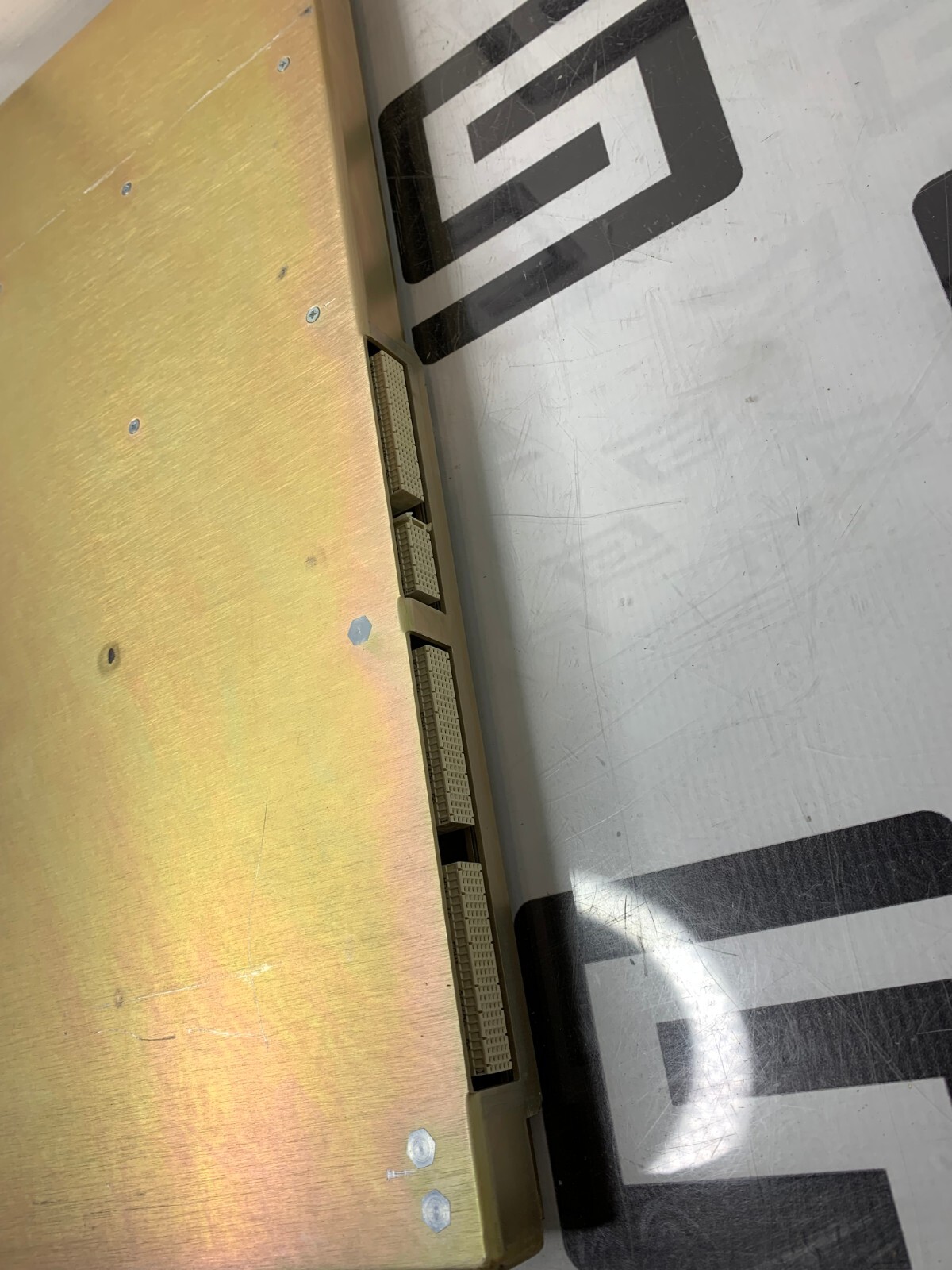 Used SIEMENS ACUSON X150 G40 X CLASS TI BOARD MODEL 10010006 PROBE CONNECT ASSY BOX