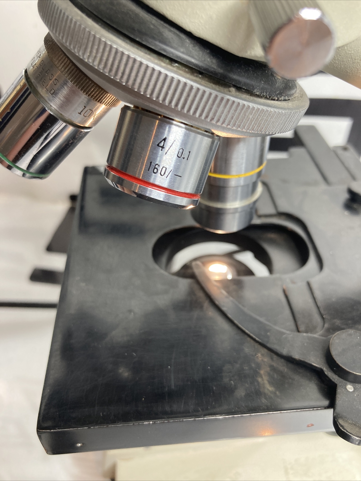 Used Wesco BIO VU 2300 Microscope 3 Objectives Binocular