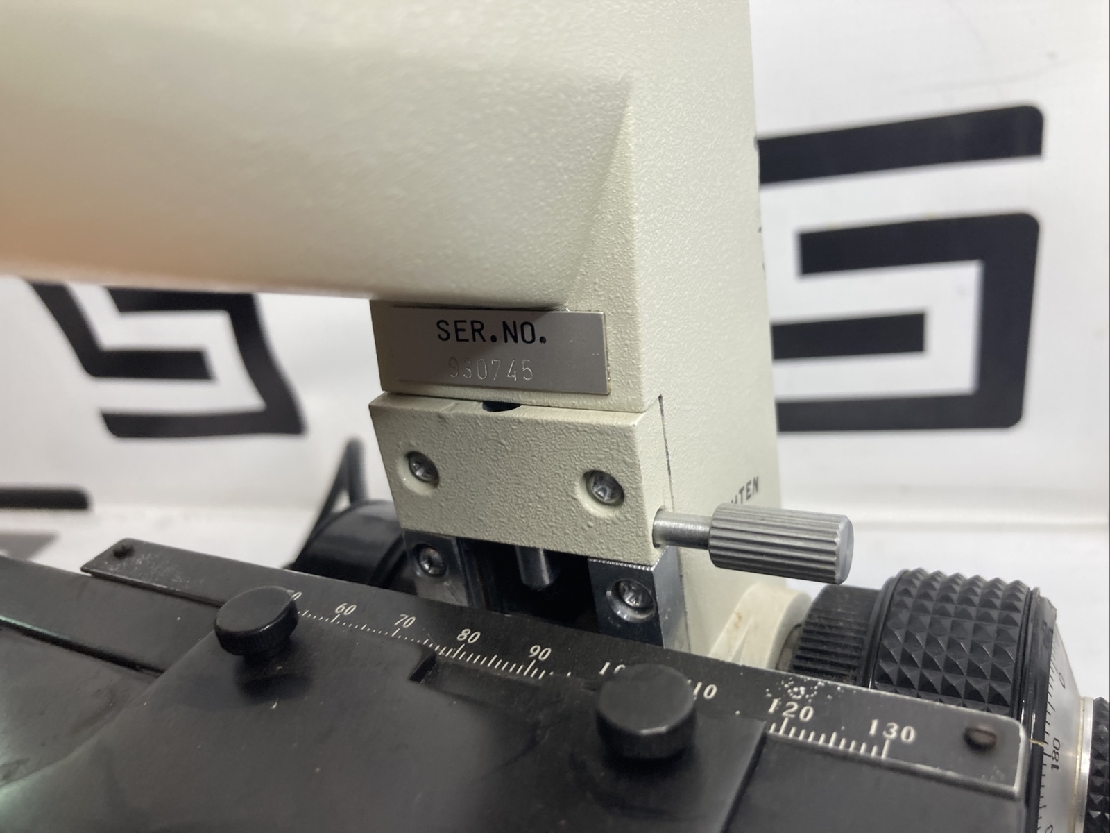 Used Wesco BIO VU 2300 Microscope 3 Objectives Binocular