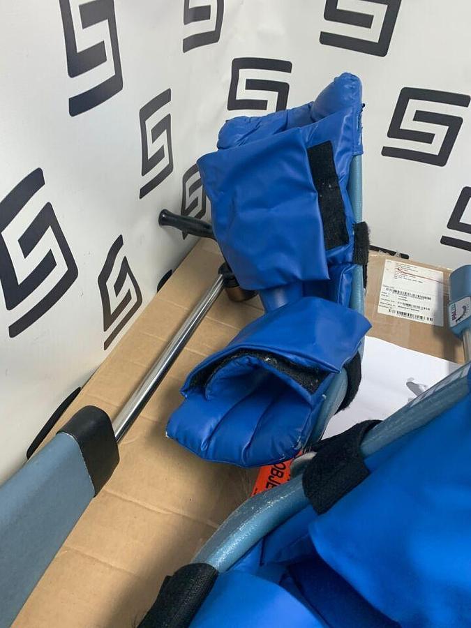 Used Stirrup Set Left   Right   Integrated Surgical Table Clamp