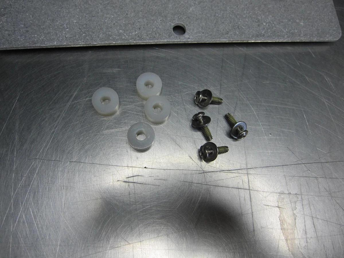 Used Mounting Plate and Hardware MAS00157B