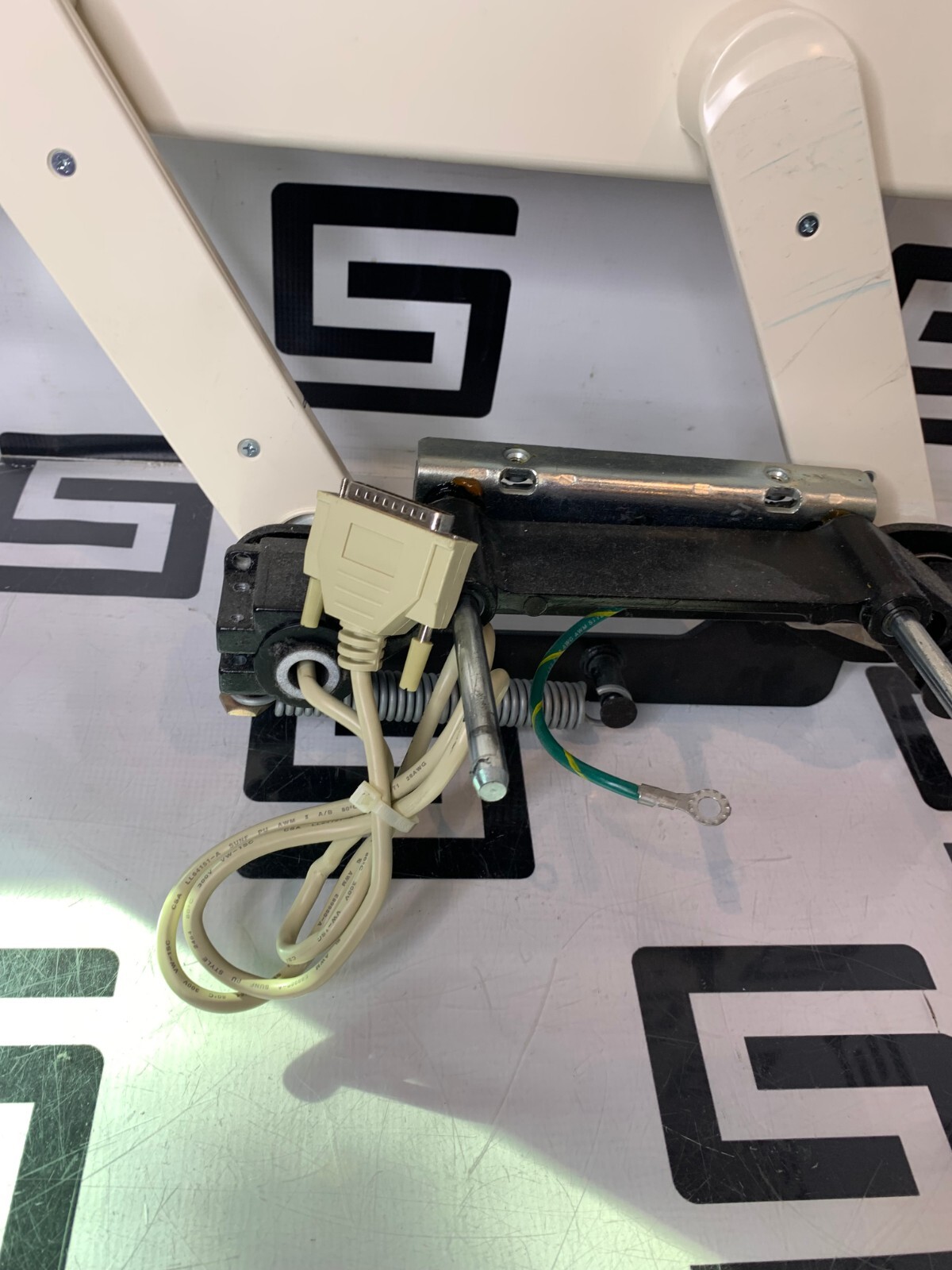 Used Stryker 3002 Secure II Hospital MED SURG BED Left Hand Siderail Controller ASSY