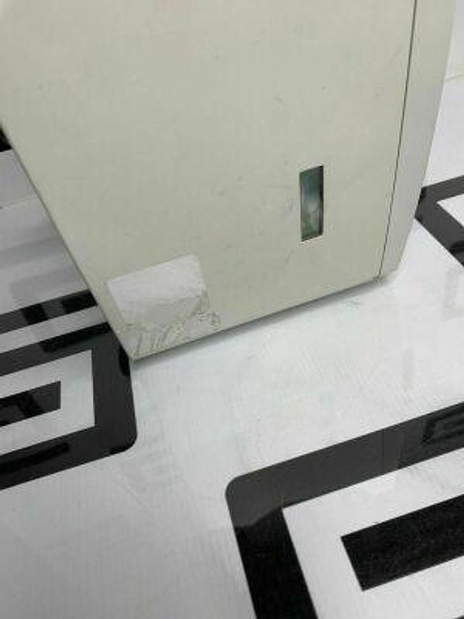 Used MASIMO Rainbow Set RAD-87A Pulse Oximeter Vertical w/ GCX Pole Clamp RAD 87A