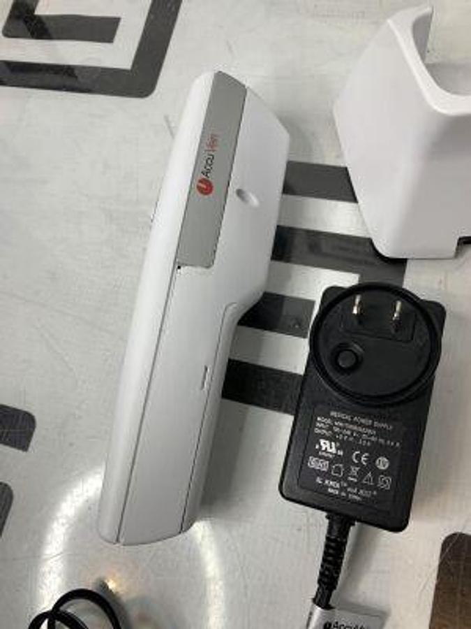Used ACCUVEIN AV400 W/ Charger Cradle CC300, Power Supply, Battery, Manual AV300 AV500