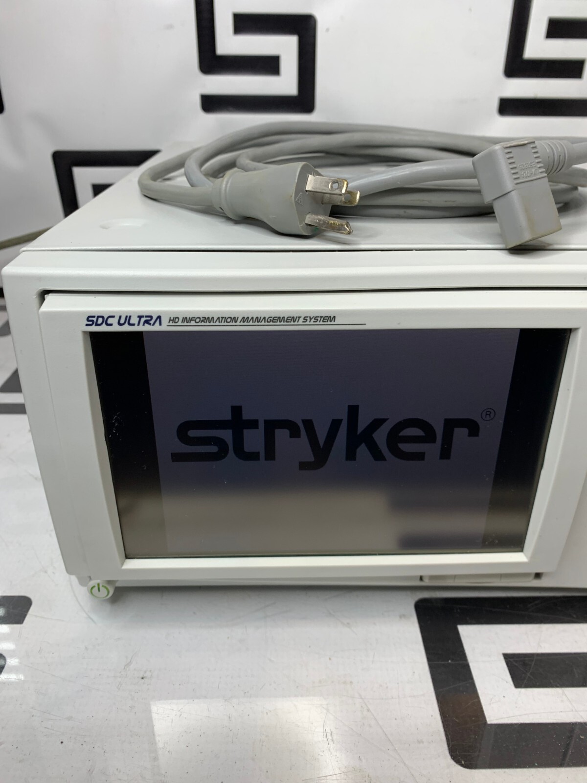Used Stryker 240-050-988 SDC ULTRA HD Information Management System Version 7.0 G