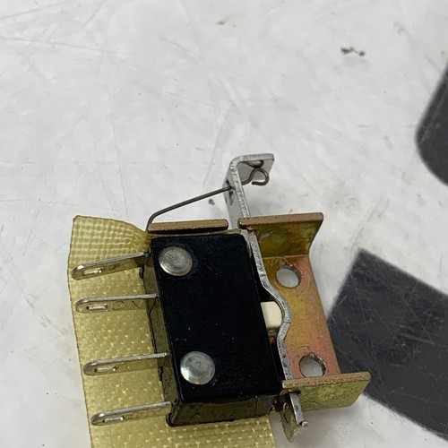 Used ITW Switches 76-6005 Door Interlock Safety Switch SPDT-DB Bottom Solder Terminal