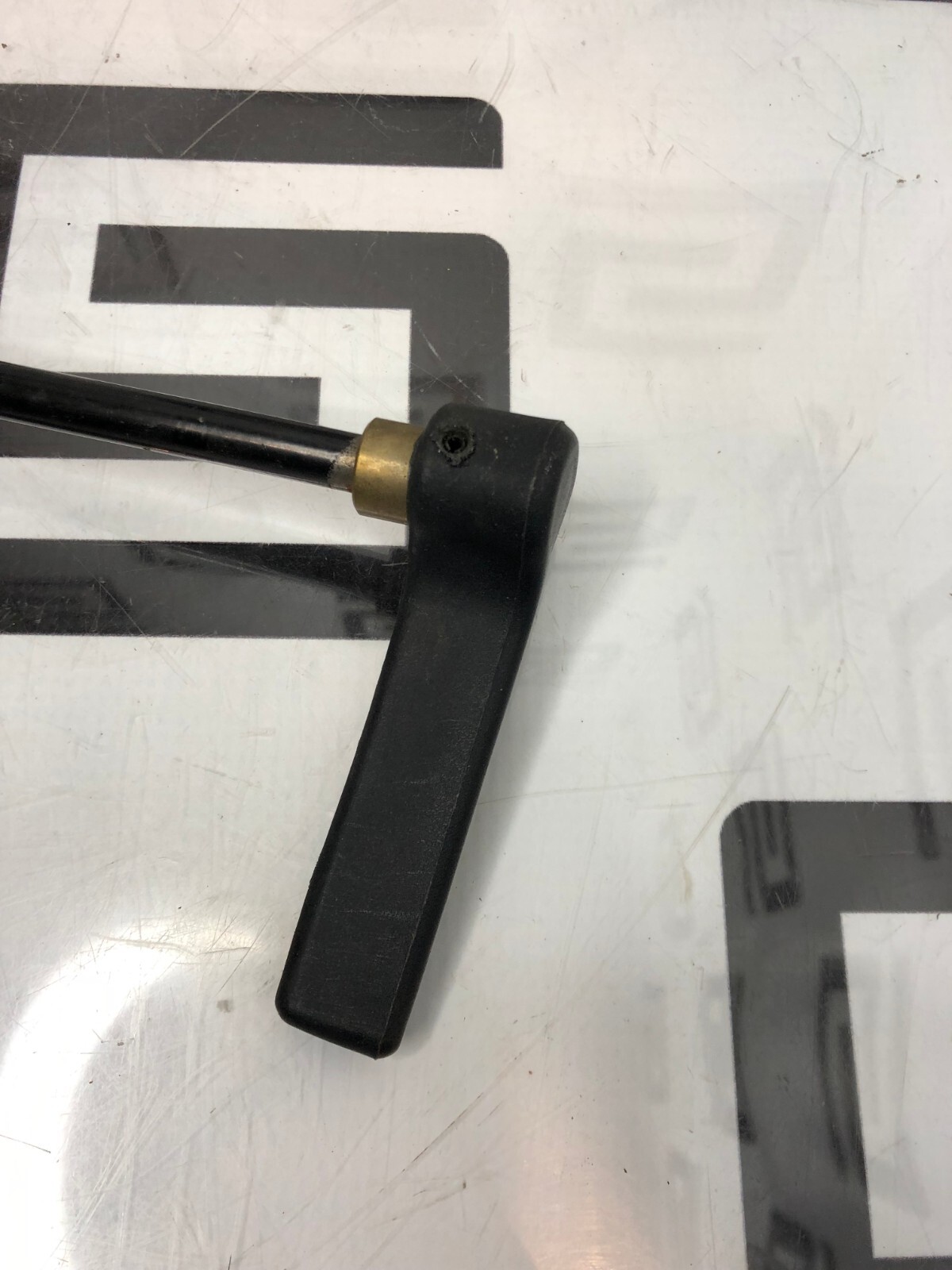 Used MIDMARK RITTER 404 Exam Table Left Hand Handle Assembly LH 053-0230-01 7 Shaft