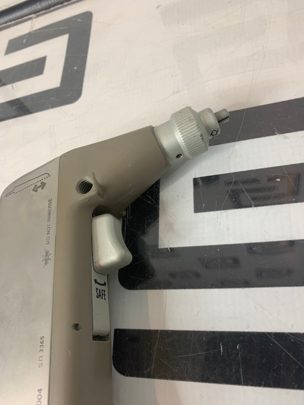 Used Amsco Zimmer Hall 5052-004 Orthopedic Orthair Air Reciprocator Saw & 4 Blades