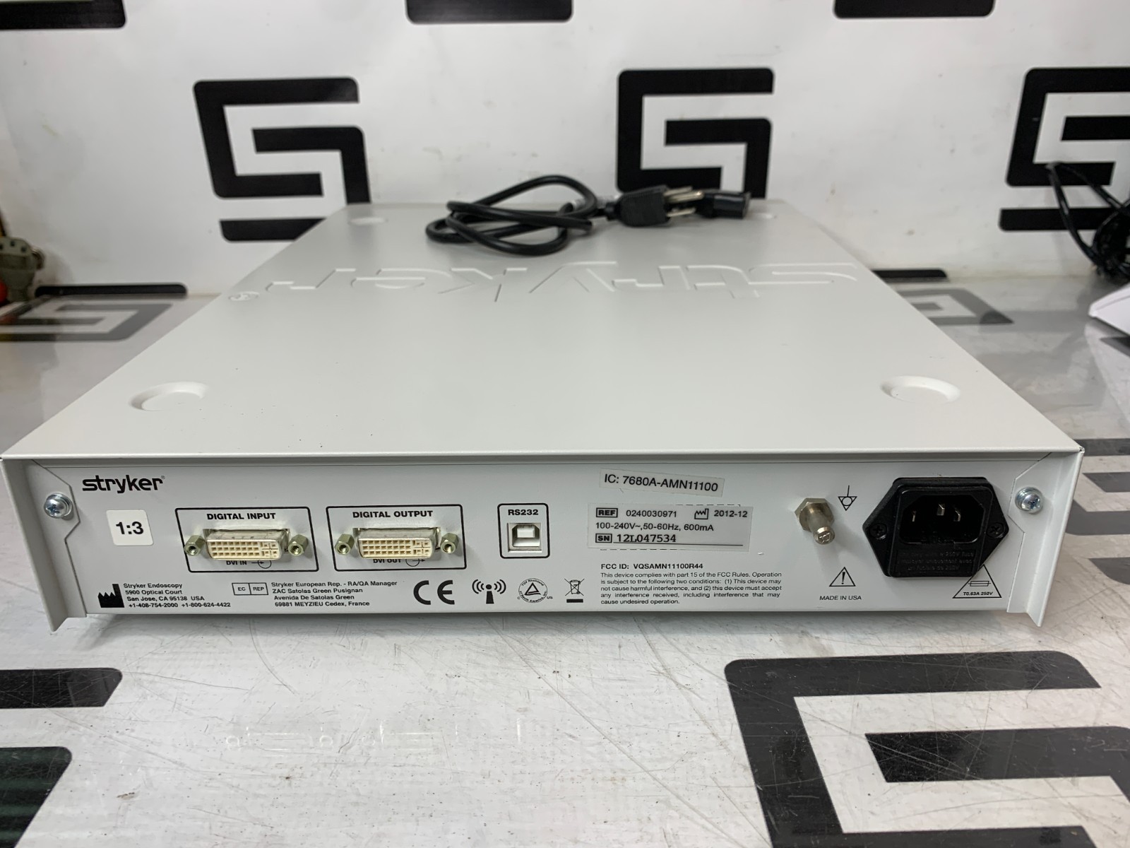 Used STRYKER 240-031-010 SYNK WIRELESS TRANSMITTER NO BLUE TOKEN KEY 240-030-974