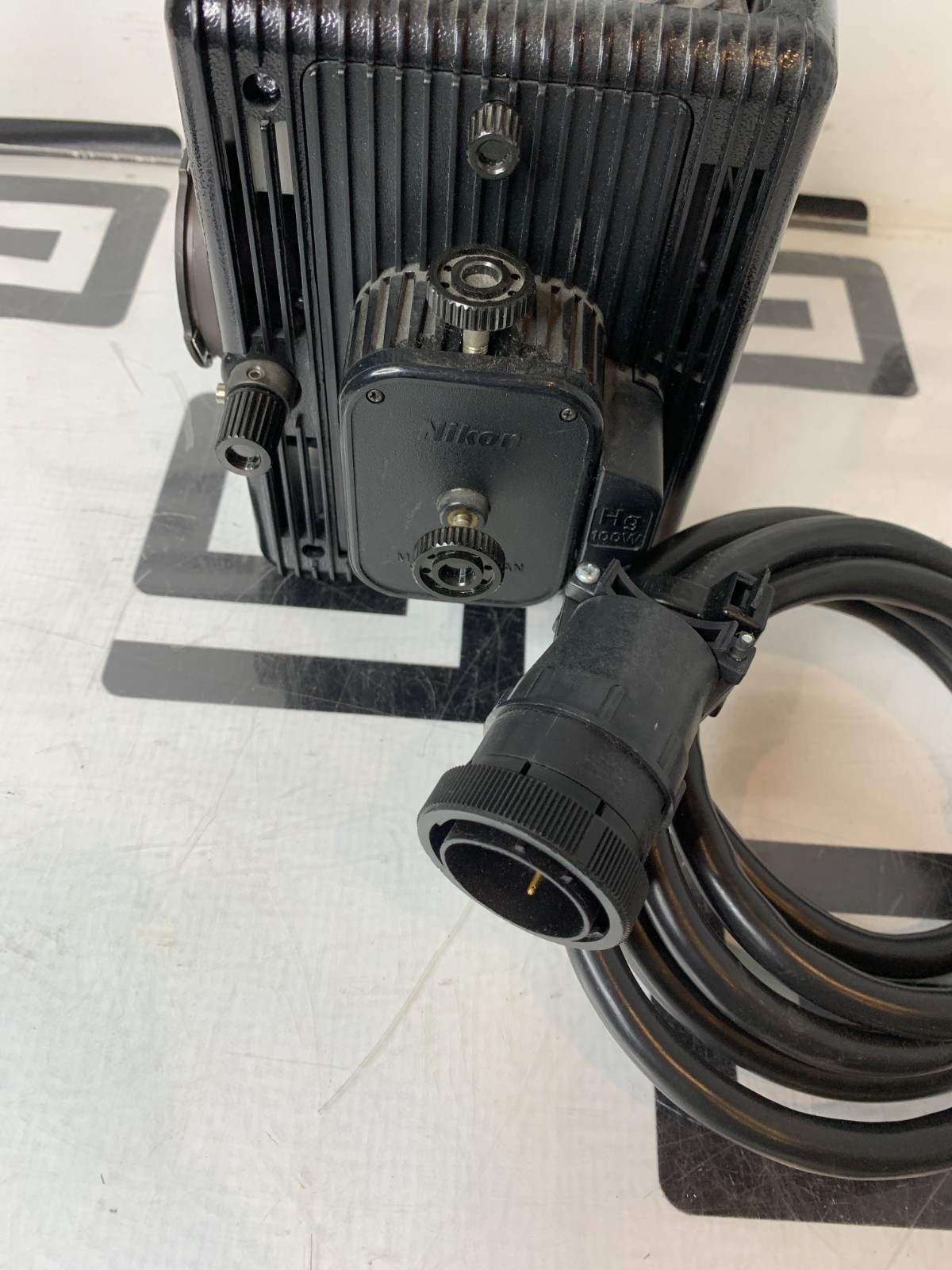 Used Nikon LH-M100C-1 100W Lamp House Microscope  Hg HBO Mercury Fluorescence Housing