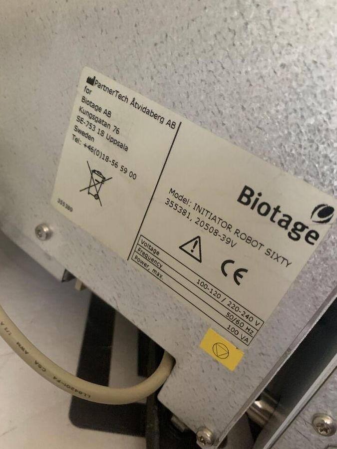 Used US Microwave Synthesizer w/ Robot Sixty 355381 355302