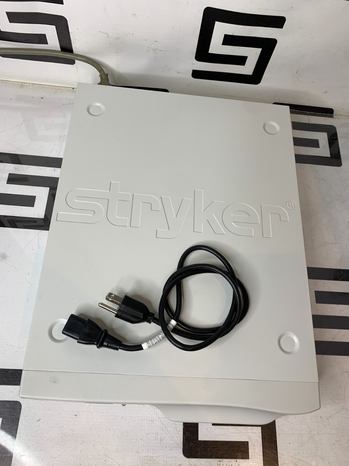 Used STRYKER 240-031-010 SYNK WIRELESS TRANSMITTER NO BLUE TOKEN KEY 240-030-974