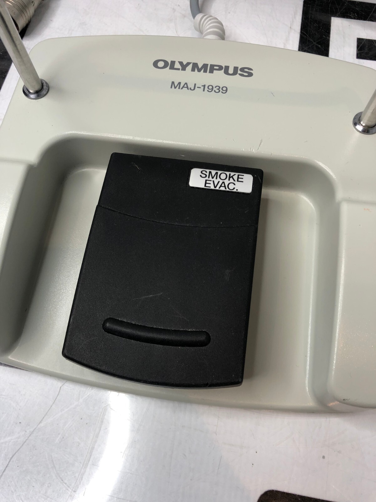 Used Olympus MAJ-1939 Smoke Evacuator Footswitch REF 33.1.57.9.46 Foot Pedal Switch