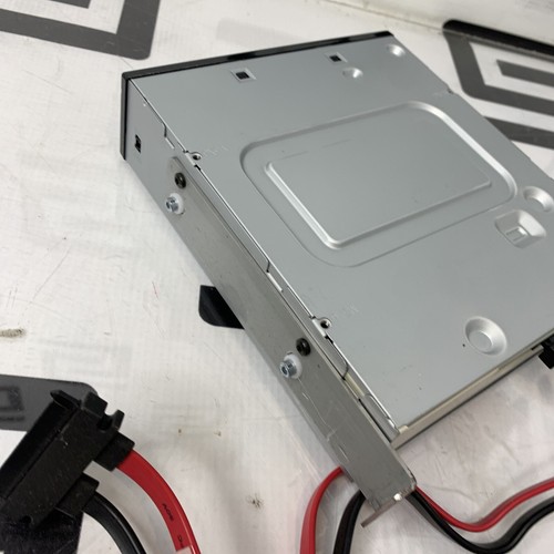 Used OEM Toshiba Samsung CD DVD +/-RW Writer Burner SH-222 SH-S222 22X SATA Internal