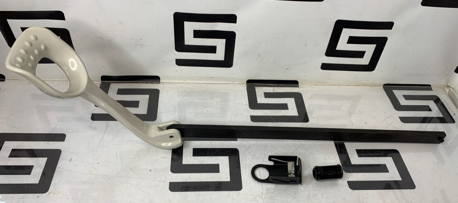 Used Midmark 625 Stirrup Assembly 029-2951-06 Ritter White Quantity 1