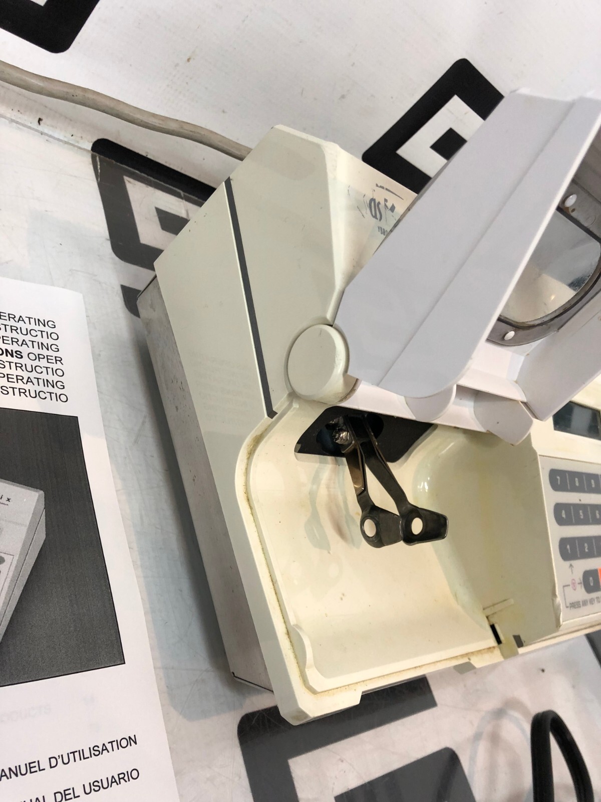 Used SDS KERR Model 100 OptiMix Amalgamator Demetron Dental Digital Mixing System