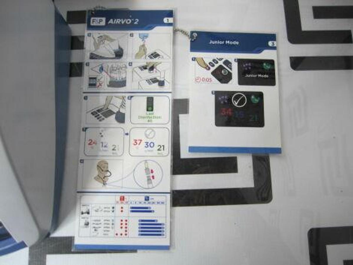 Used FISHER & PAYKEL AIRVO 2 MYAIRVO 2 HUMIDIFIER PT101UK Humidifier NASAL FLOW W/ HEATED BREATHING TUBE CHAMBER KIT