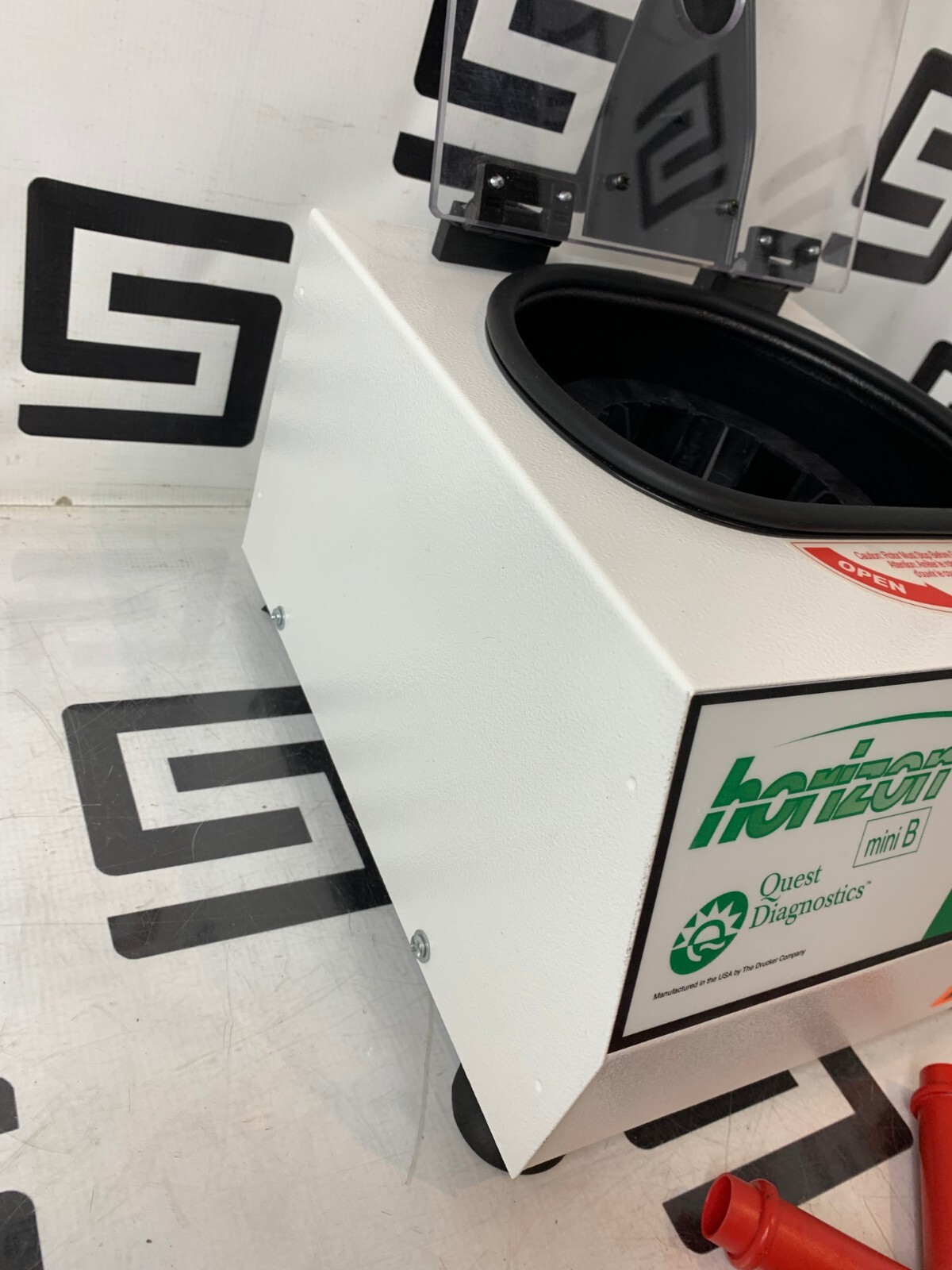 Used Drucker Horizon mini B Centrifuge 642 Horizontal Separation 6 Tubes Model Quest