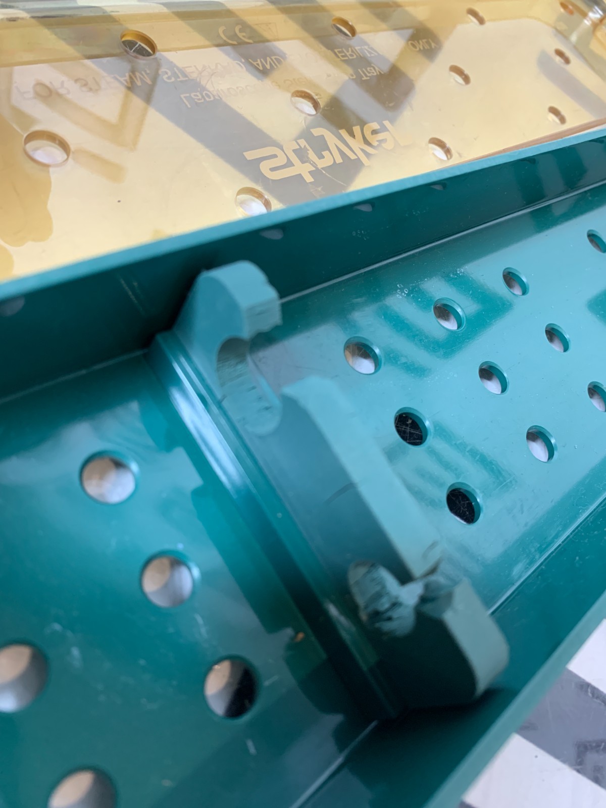 Used Stryker 233-032-108 Laparoscope Sterilization Tray 0233032108 17.5 X 3.25 X 2" B