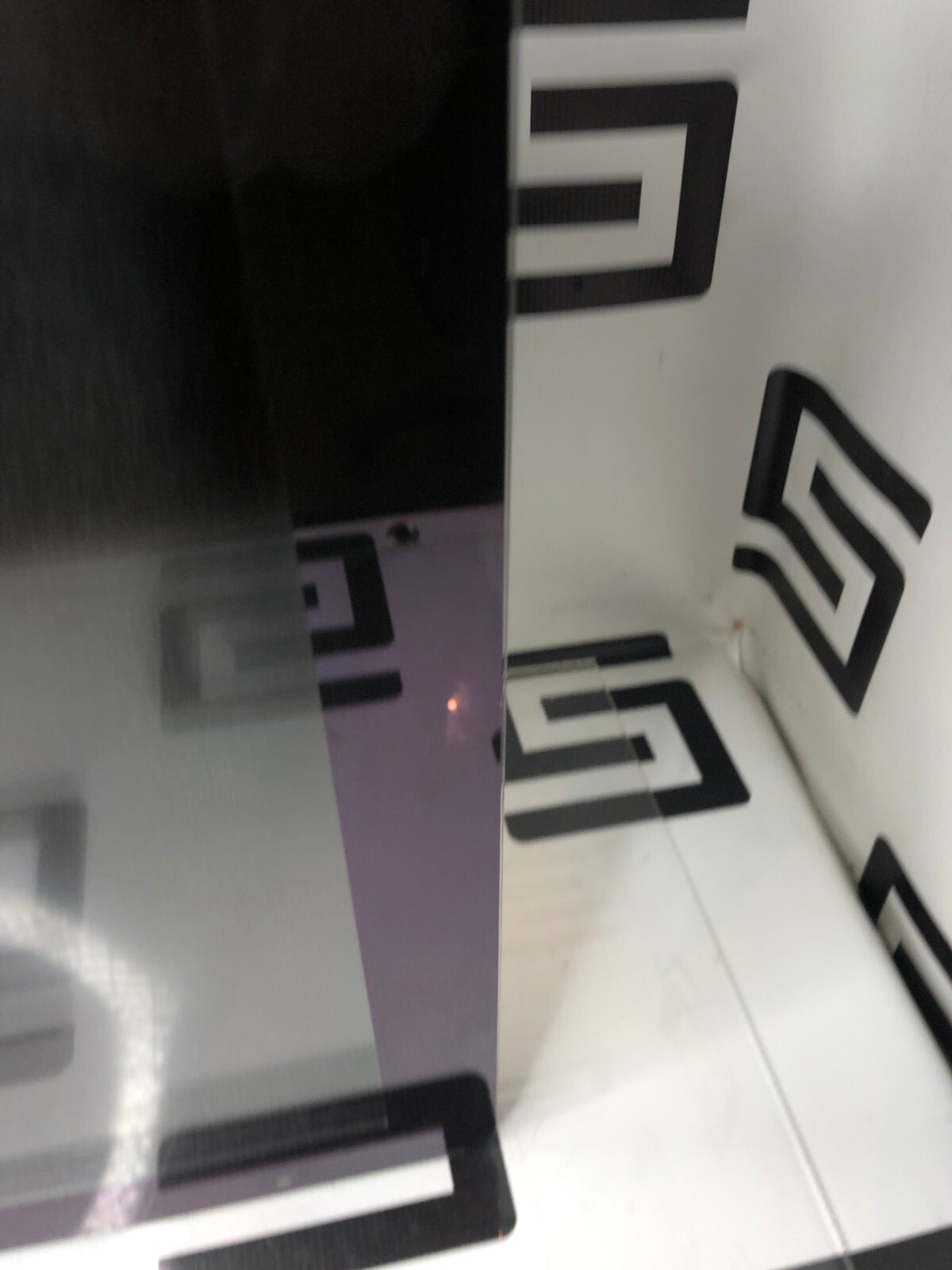 Used Barco MDCC-6130 Display Monitor Coronis Fusion 6MP 30" Medical PACS Diagnostic B