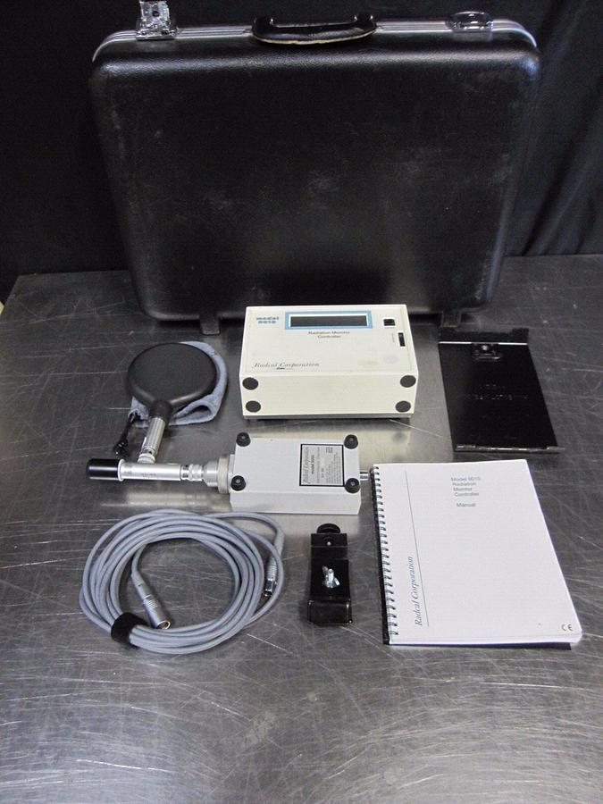Used RadCal 9010 Radiation Monitor Controller Measurement System Xray 9060