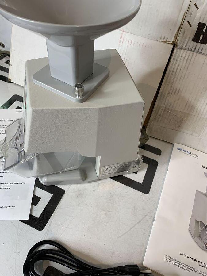 Used KIRBY LESTER CALIBRATED KL1 Pill Tablet Capsule Counter Microprocessor Capsule KL 1 W/ WARRANTY Pill Dispensers