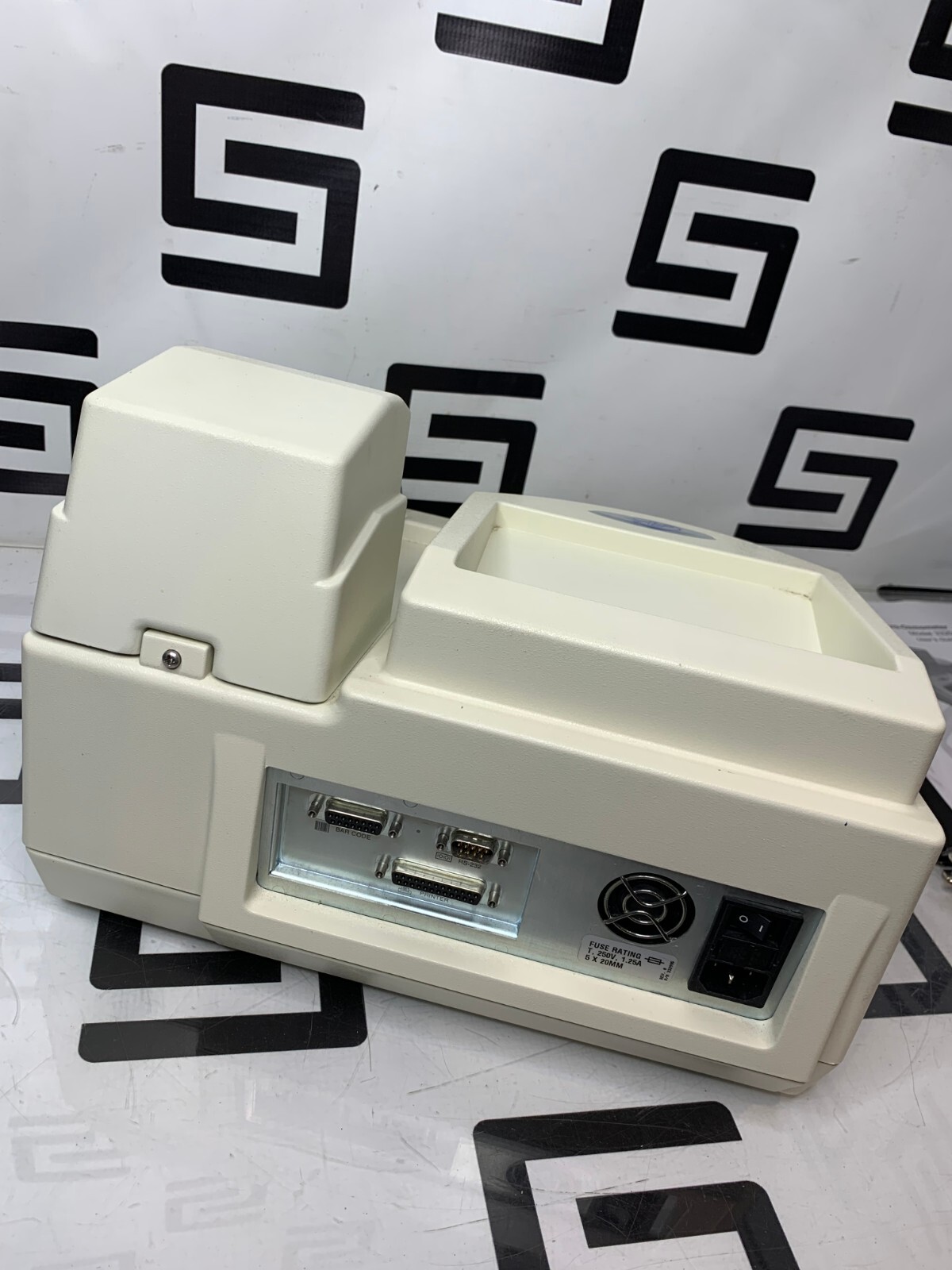 Used Advanced Instruments Model 3320 Osmometer Single Sample Micro-Osmometer A+